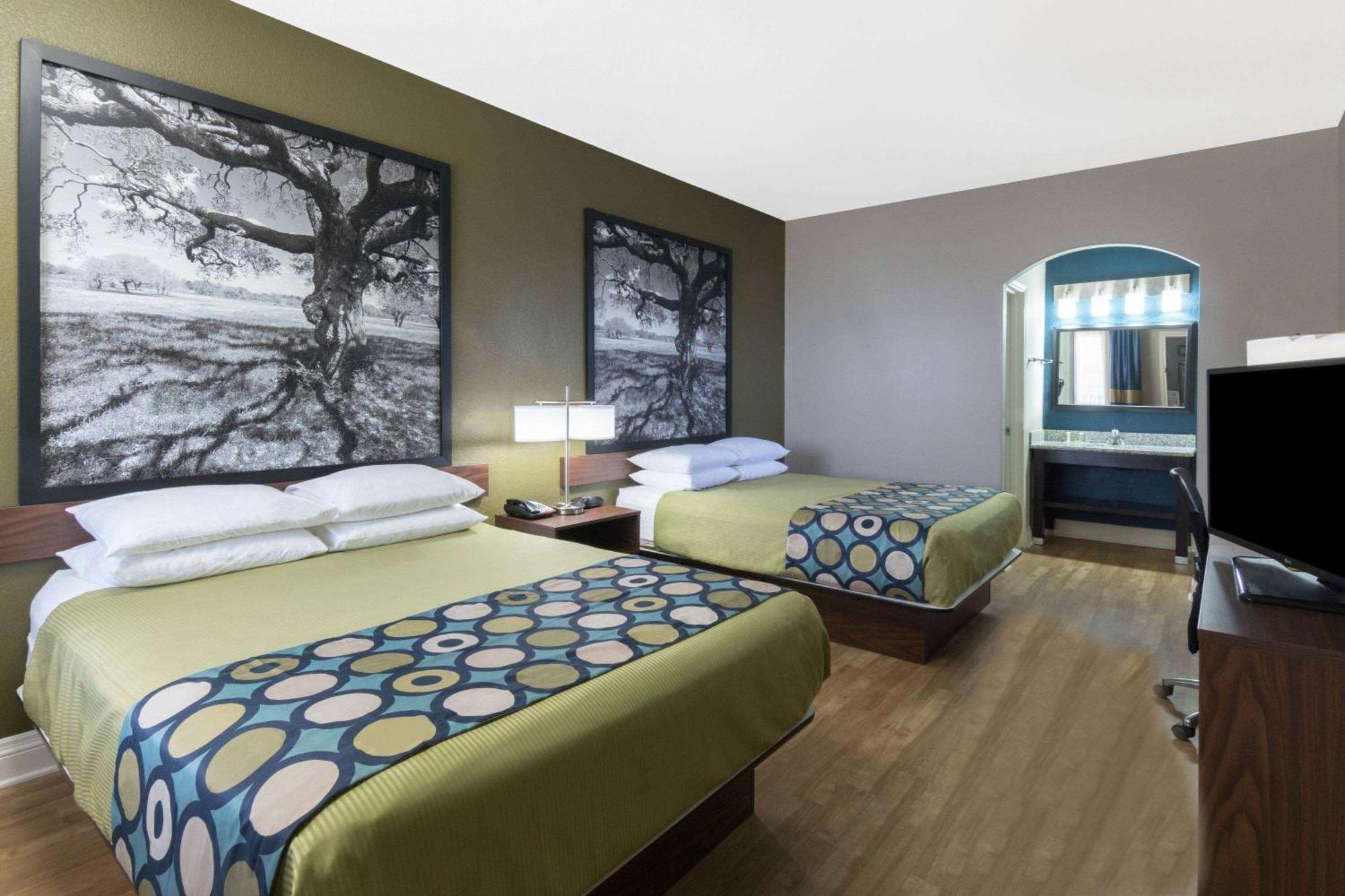 Super 8 By Wyndham San Antonio Near Fort Sam Houston Exteriör bild